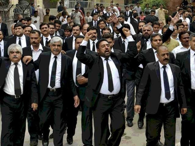 پاکستان بھر میں وکلاء 14 ستمبر کو ہڑتال کریں گے ایکسپریس ٹریبیون