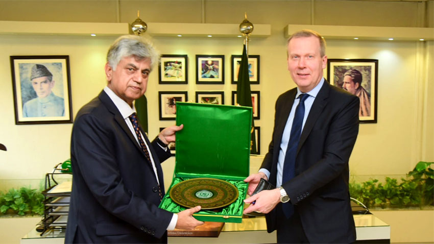 پاکستان اور روس کا مختلف شعبوں میں دوطرفہ تعلقات کو مضبوط بنانے کا عزم