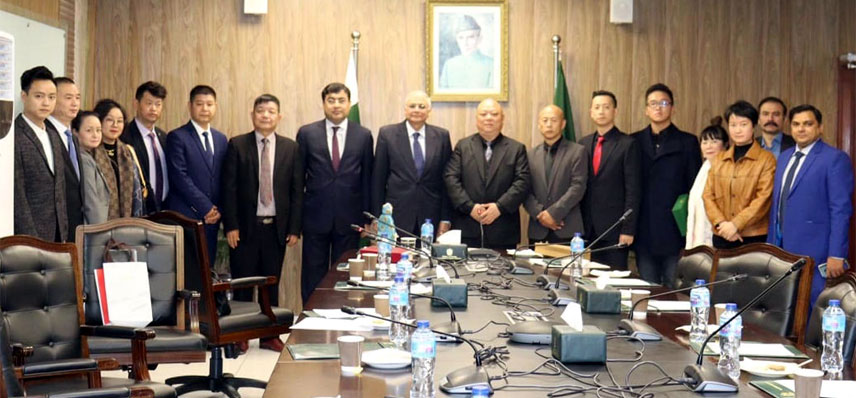 وزیر منصوبہ بندی کا سرمایہ کاروں کو محفوظ کاروباری ماحول فراہم کرنے کا عزم